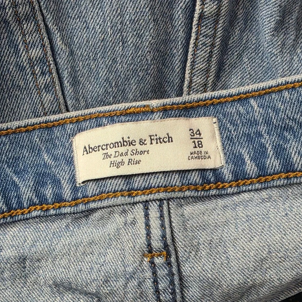 Abercrombie & Fitch Jean shorts size 18 - Picture 3 of 4